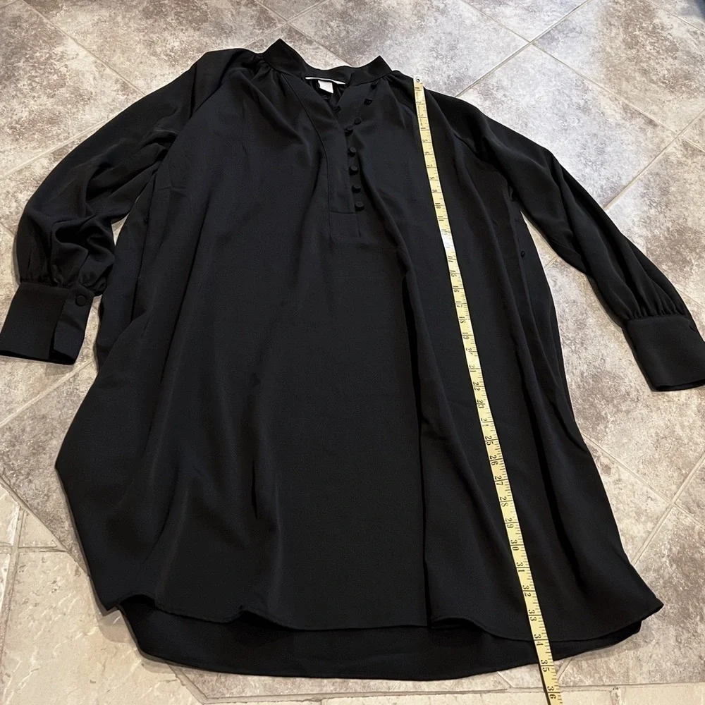 H&M Long Sleeve Pullover V Neck Mini Sheath Dress Solid Black Buttons Small - Picture 3 of 9